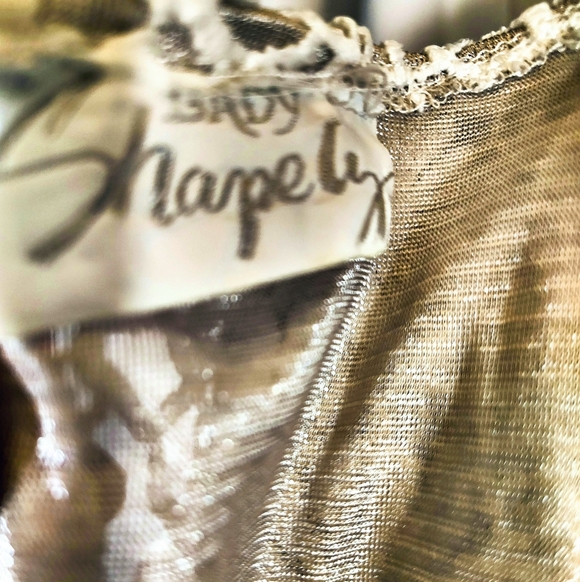 Lady Sharpely Maxi Dress, Vintage,White Lace Beige Lining, ZipUp, Short Sleeve,2 - Picture 2 of 14